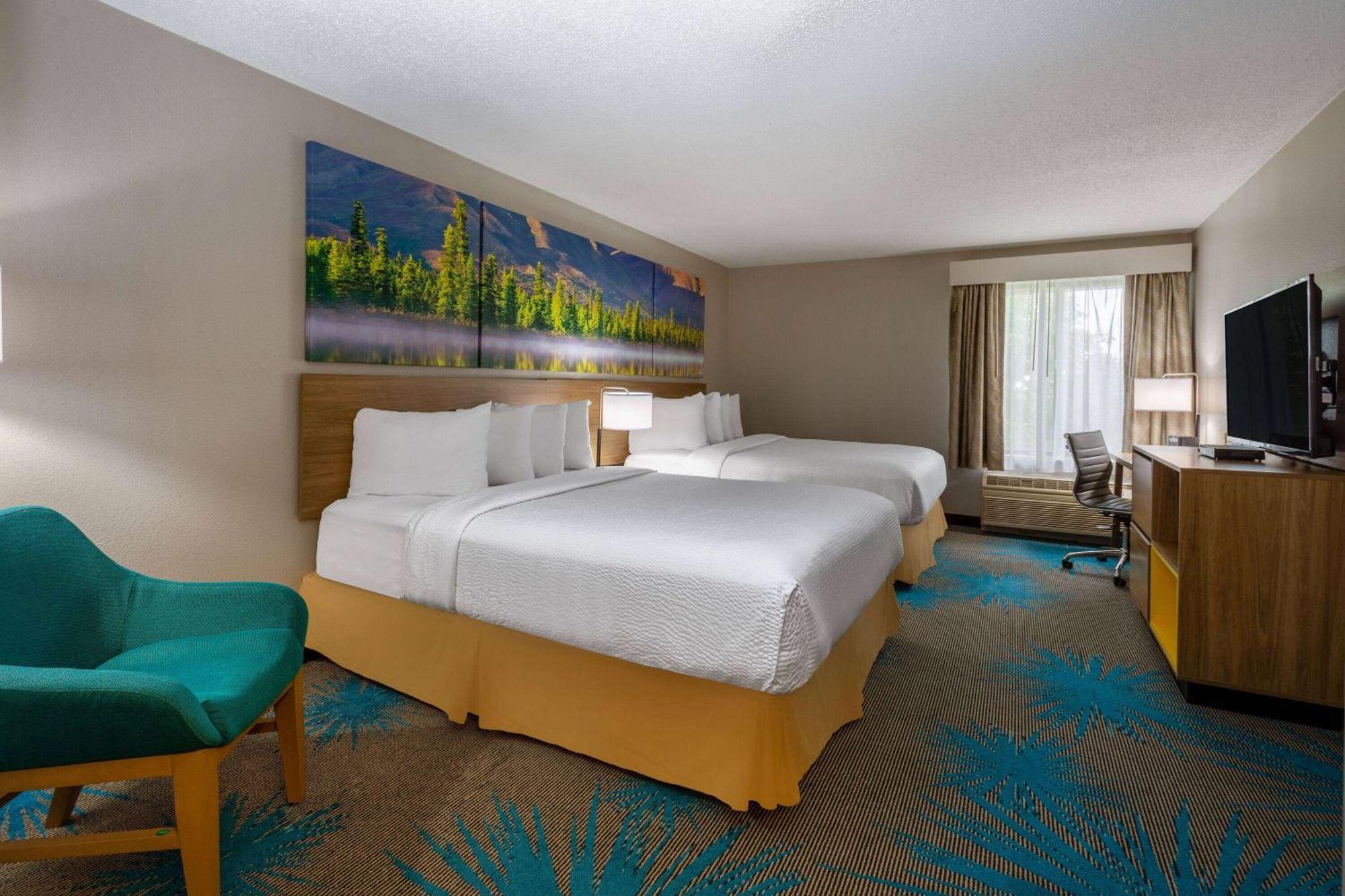 Days Inn & Suites By Wyndham Denver International Airport Εξωτερικό φωτογραφία